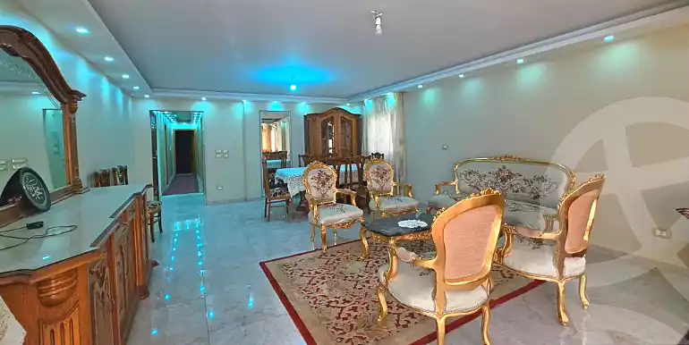 https://aqarmap.com.eg/ar/listing/6899055-for-rent-cairo-heliopolis-heliopolis-square