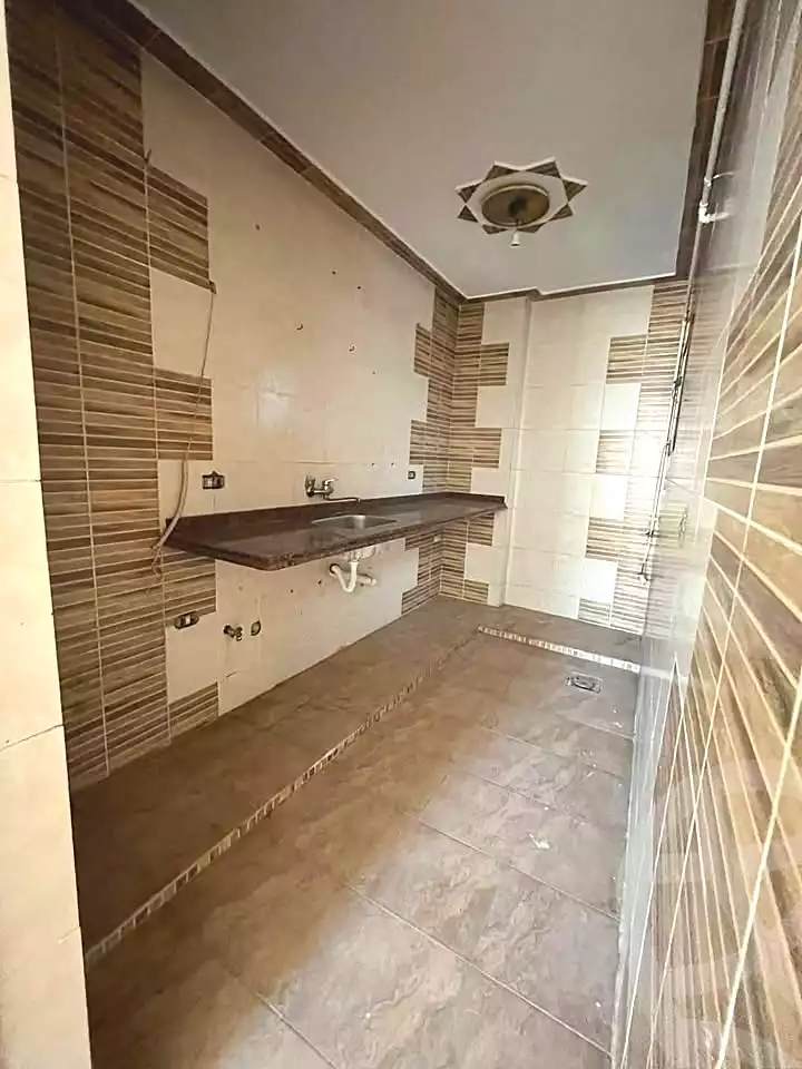 https://aqarmap.com.eg/ar/listing/6900346-for-sale-alexandria-lsywf-el-falki