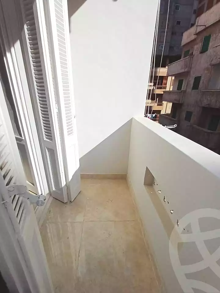 https://aqarmap.com.eg/ar/listing/6900402-for-sale-alexandria-sydy-bshr-sydy-bshr-bhry-gamal-abd-el-nasir-st