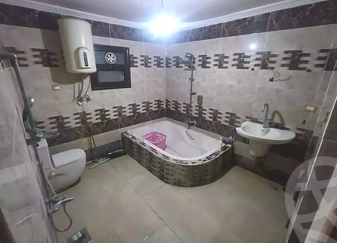 https://aqarmap.com.eg/ar/listing/6900514-for-sale-alexandria-sydy-bshr-sydy-bshr-bhry-shr-mhmd-njyb