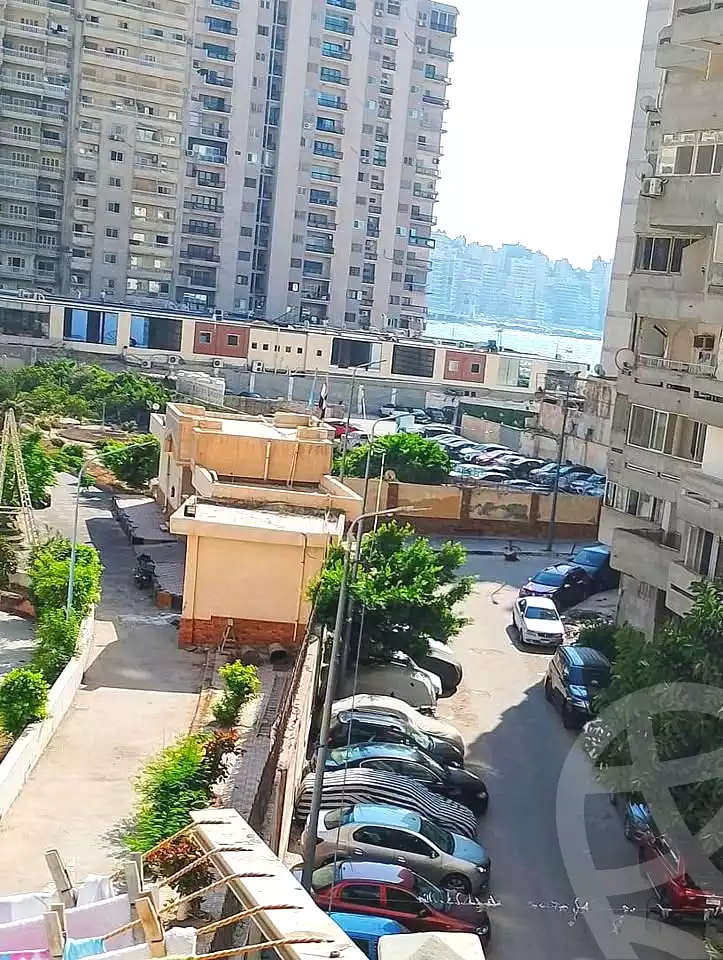 https://aqarmap.com.eg/en/listing/6900588-for-sale-alexandria-el-asafra-l-sfr-bhry
