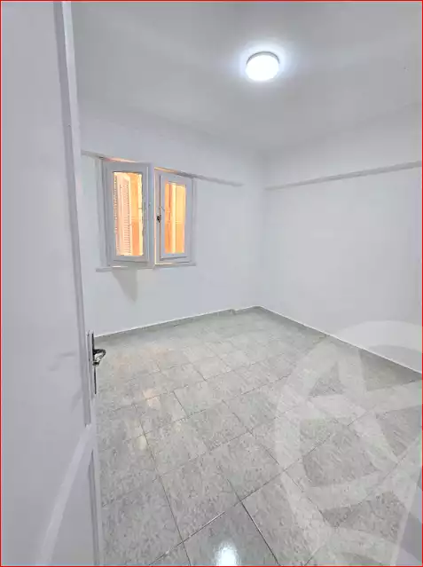 https://aqarmap.com.eg/ar/listing/6900594-for-sale-alexandria-al-agamy-shataa-el-nakheel