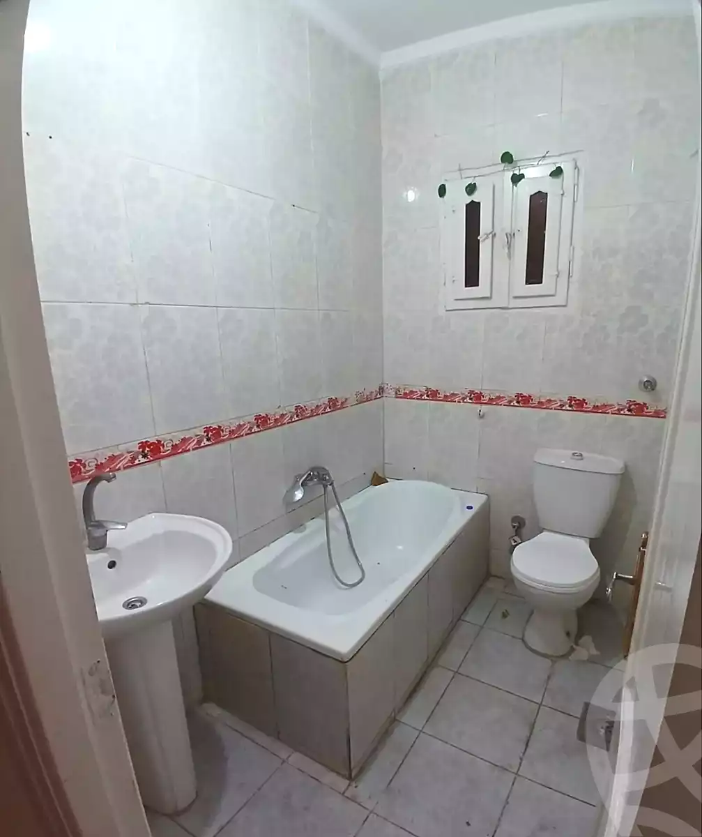 https://aqarmap.com.eg/ar/listing/6900992-for-rent-alexandria-el-asafra-l-sfr-bhry-el-geish-rd