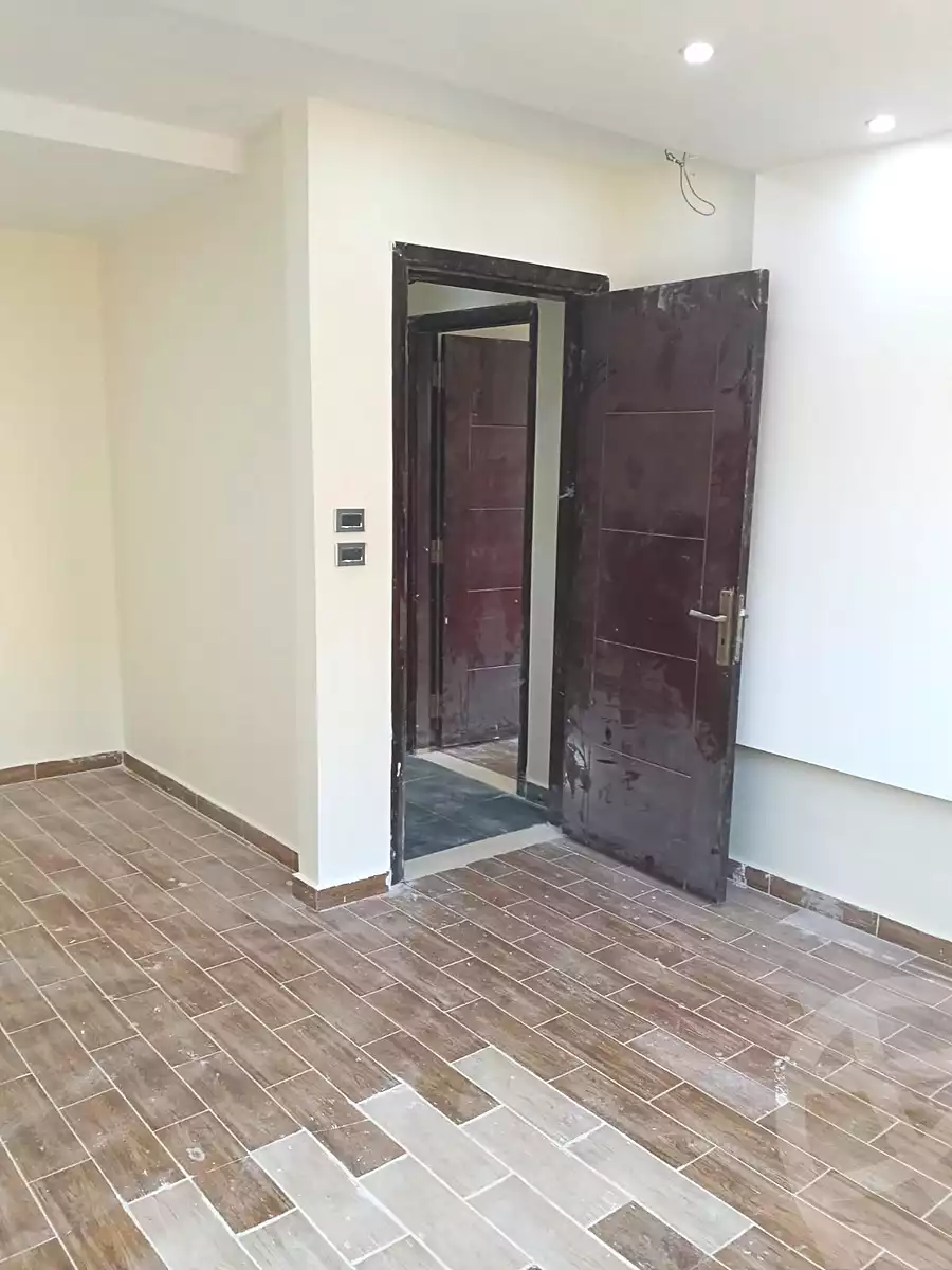 https://aqarmap.com.eg/ar/listing/6901380-for-rent-cairo-el-sheikh-zayed-city-el-hay-elthamen-area-1