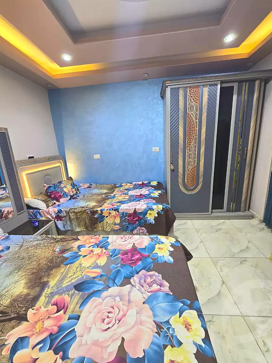 https://aqarmap.com.eg/ar/listing/6901430-for-rent-cairo-6th-of-october-el-ahyaa-neighborhood-1st-seventh-neighborhood