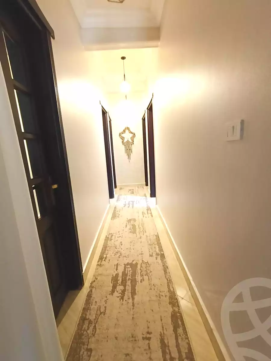 https://aqarmap.com.eg/en/listing/6901445-for-sale-cairo-el-sheikh-zayed-city-el-hay-elsabeaa-lbstn
