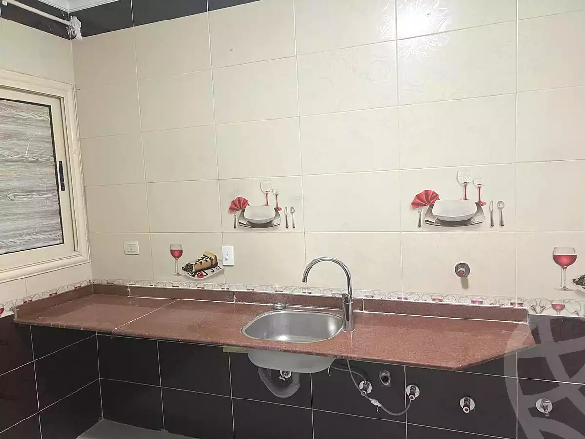 https://aqarmap.com.eg/ar/listing/6901611-for-rent-cairo-6th-of-october-el-hay-el-motamyz-el-motamayez-neighborhood-abd-el-moneim-riad-st