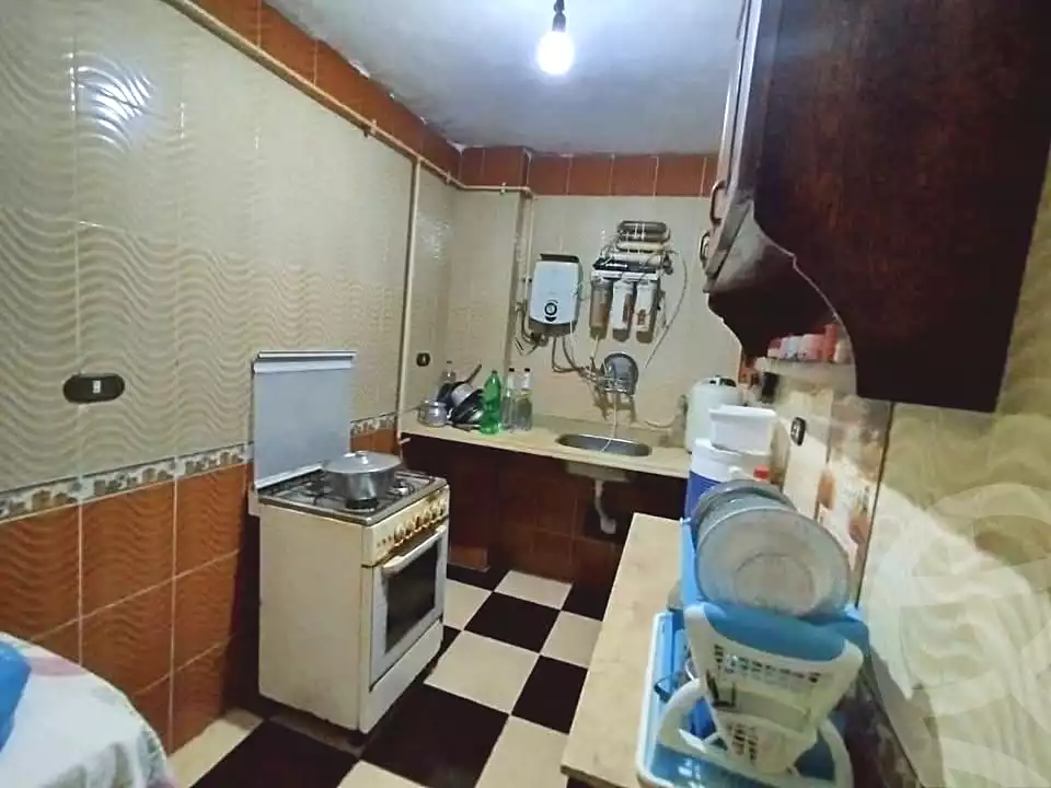 https://aqarmap.com.eg/ar/listing/6902889-for-sale-alexandria-al-agamy-el-hanouvel-el-kholafaa-el-rashdeen-st