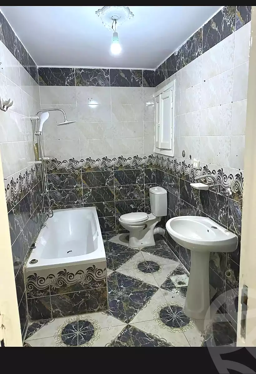 https://aqarmap.com.eg/ar/listing/6903664-for-sale-alexandria-al-agamy-el-hanouvel-radwan-st