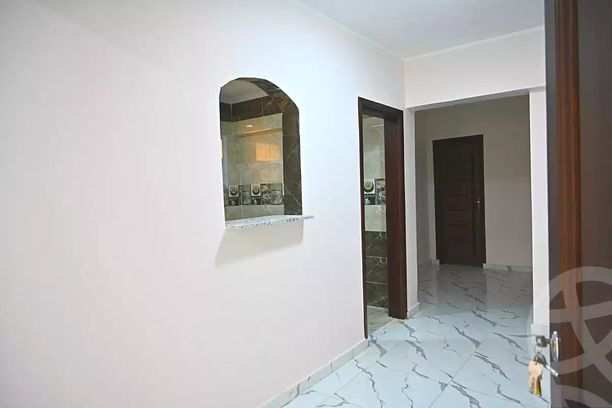 https://aqarmap.com.eg/ar/listing/6903766-for-rent-cairo-6th-of-october-compounds-blm-fyl