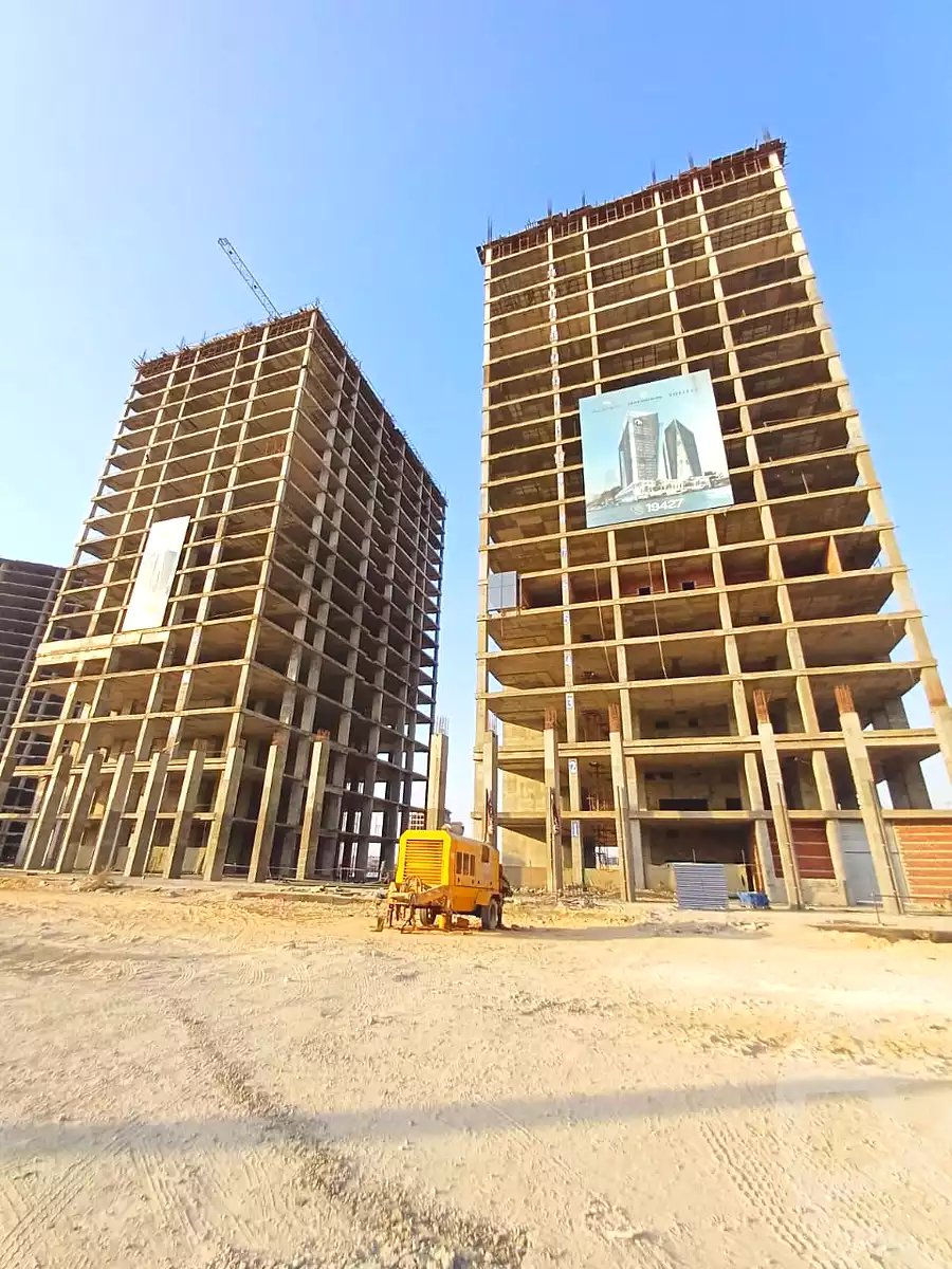 https://aqarmap.com.eg/en/listing/6903884-for-sale-cairo-new-administrative-capital-r7-wy-twrz