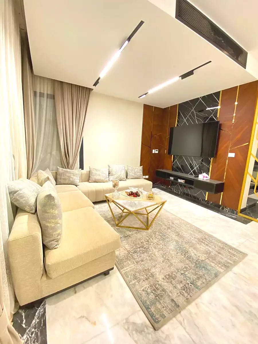 https://aqarmap.com.eg/ar/listing/6904238-for-sale-cairo-new-cairo-compounds-villette-kmbwnd-sky-kwndwz-swdyk-villette