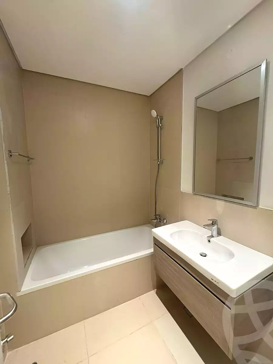 https://aqarmap.com.eg/ar/listing/6904337-for-rent-cairo-new-cairo-compounds-mivida-blue-views-residences-mivida