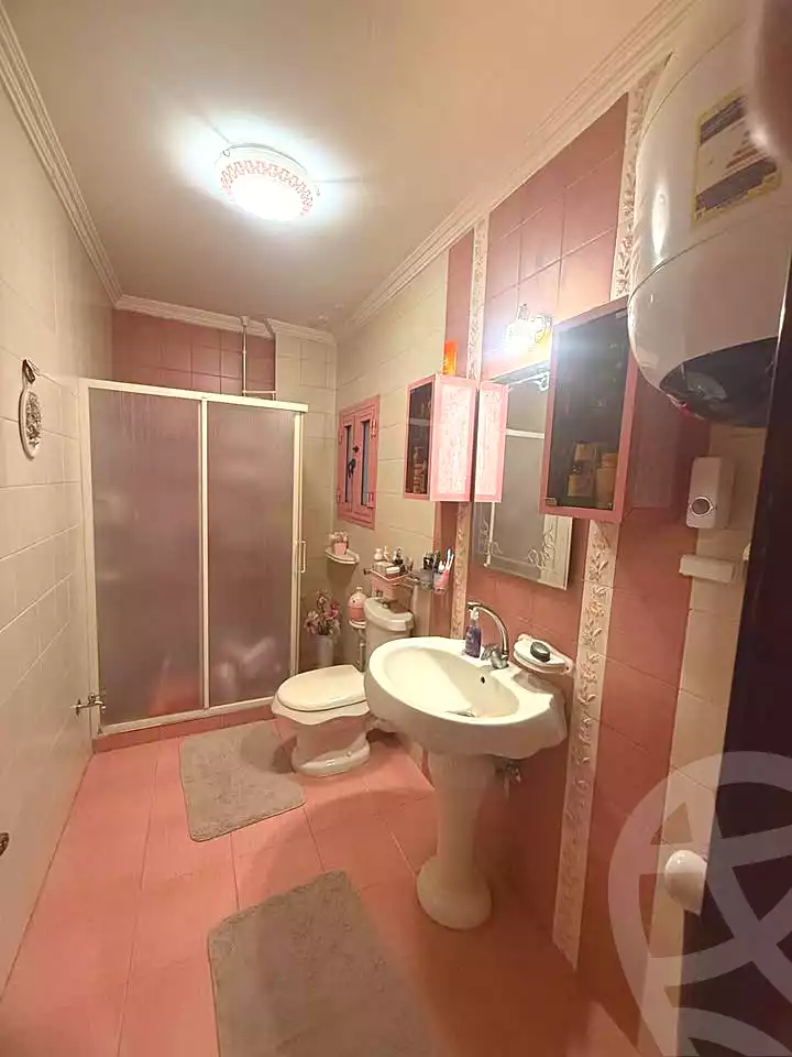 https://aqarmap.com.eg/ar/listing/6905298-for-sale-alexandria-moharram-bey-moharram-bek-st