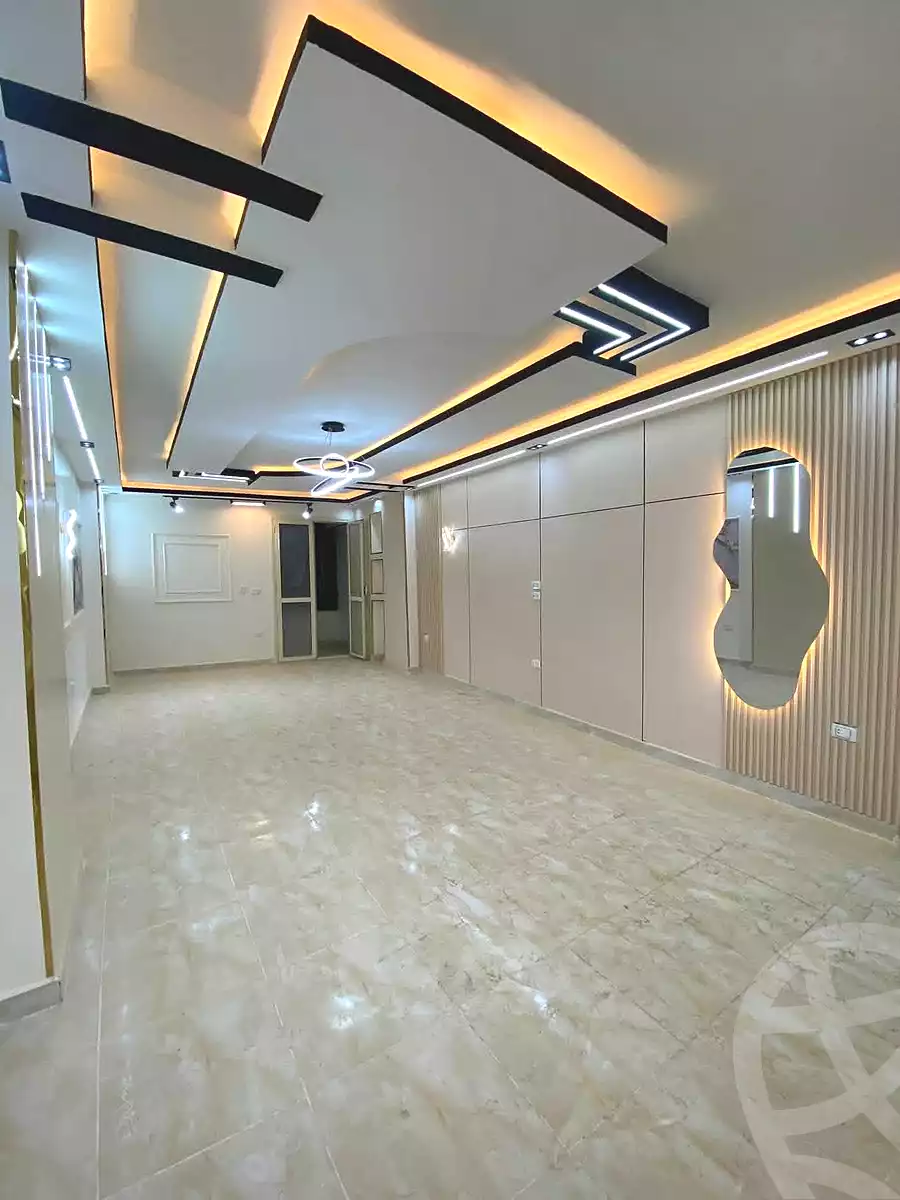 https://aqarmap.com.eg/ar/listing/6905312-for-sale-cairo-elnozha-Streettt-27