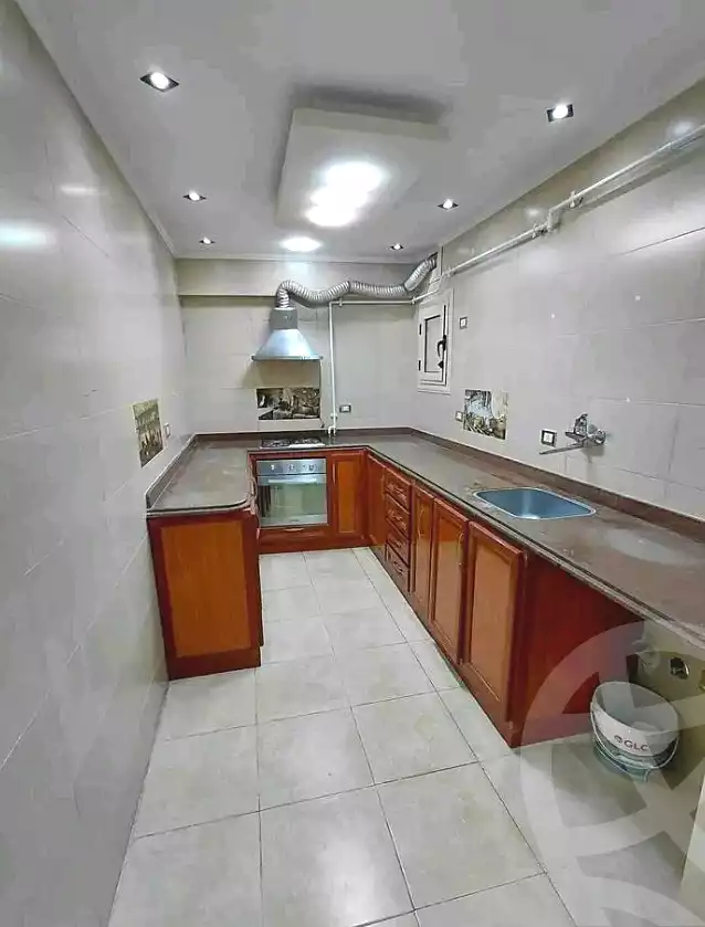 https://aqarmap.com.eg/ar/listing/6905681-for-sale-alexandria-sydy-bshr-sydy-bshr-bhry-street-15