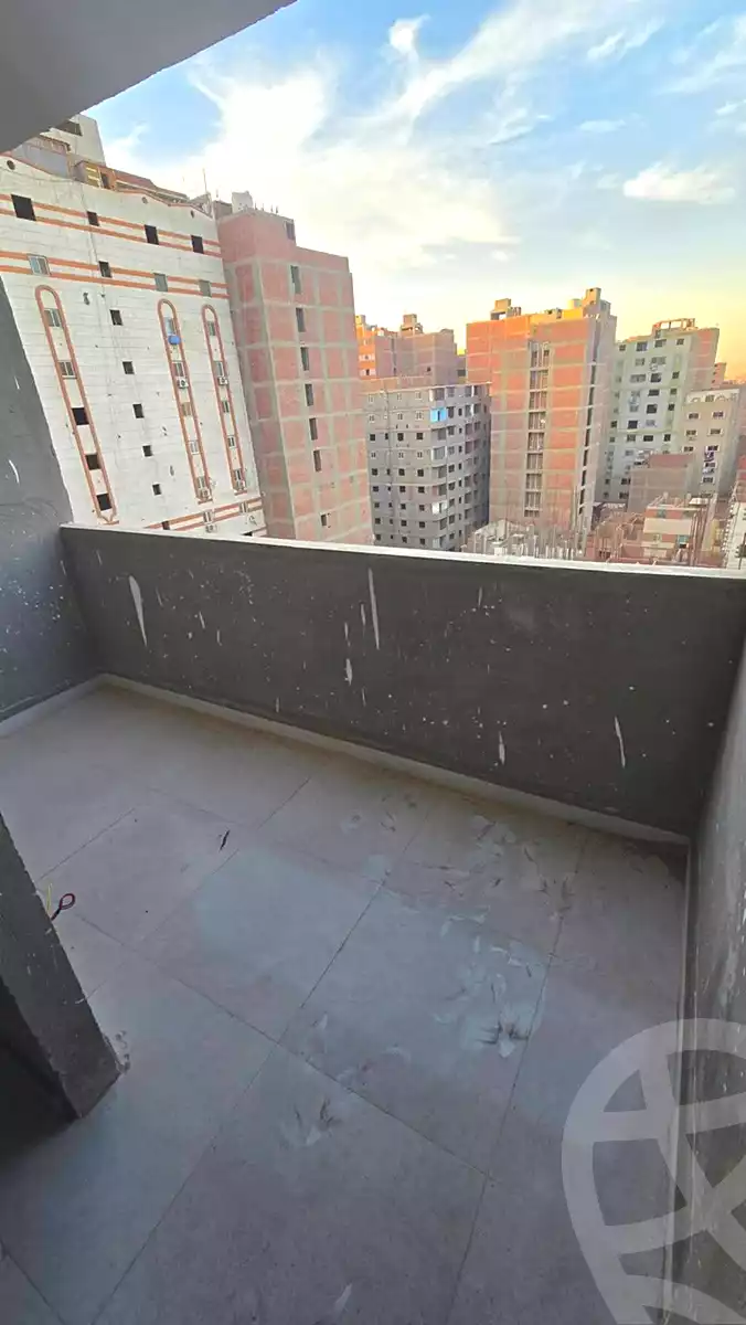 https://aqarmap.com.eg/en/listing/6905768-for-sale-cairo-helwan-hadayek-helwan-el-eshrein-st