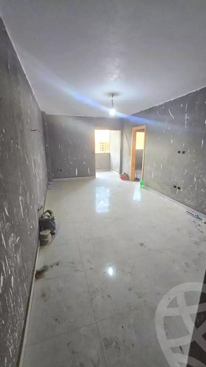https://aqarmap.com.eg/en/listing/6905768-for-sale-cairo-helwan-hadayek-helwan-el-eshrein-st