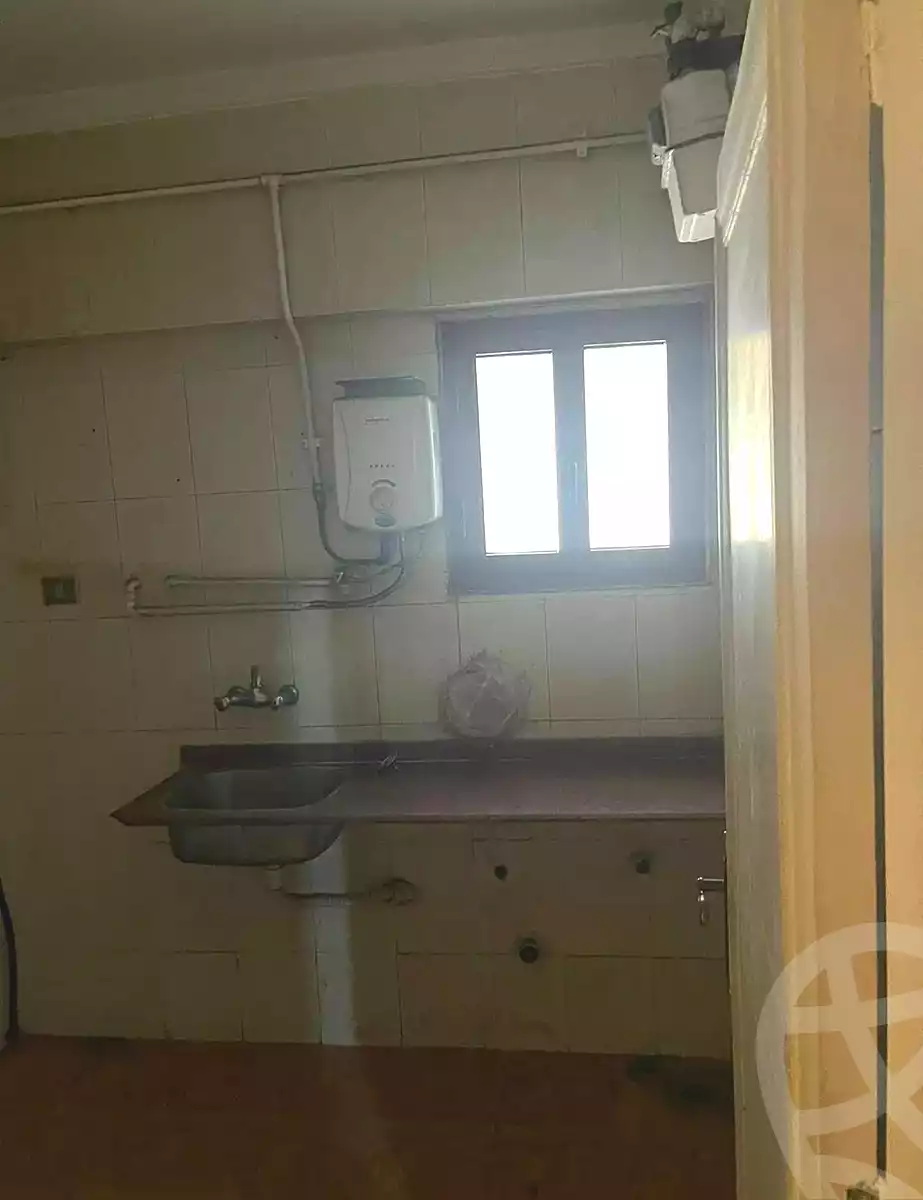 https://aqarmap.com.eg/ar/listing/6905782-for-sale-alexandria-sydy-bshr-sydy-bshr-bhry