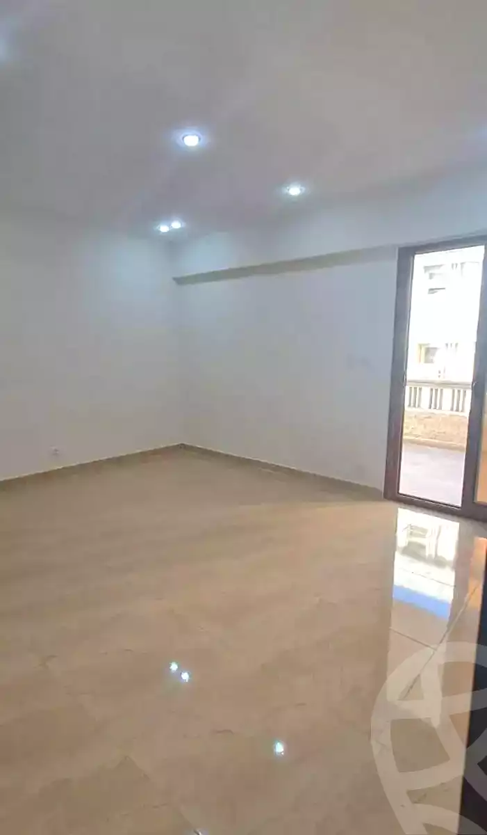 https://aqarmap.com.eg/ar/listing/6905866-for-sale-alexandria-el-asafra-l-sfr-bhry