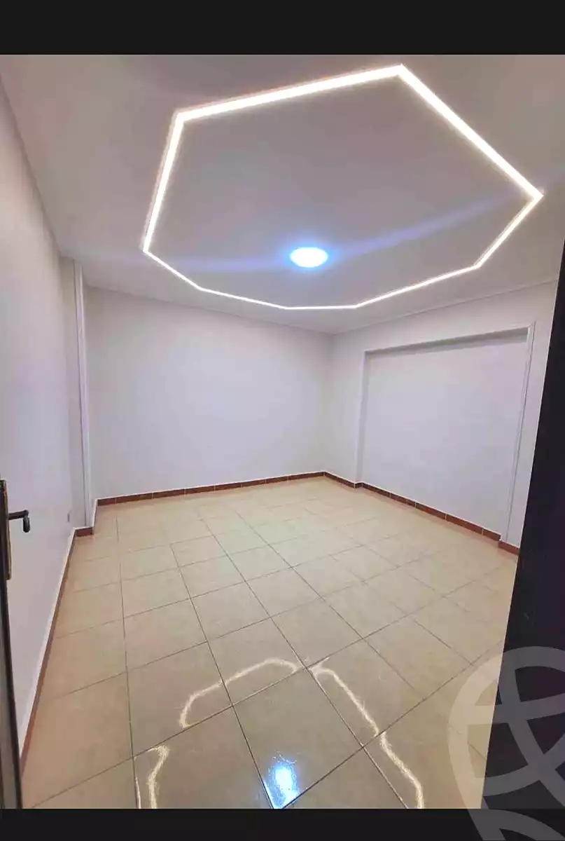 https://aqarmap.com.eg/ar/listing/6905899-for-sale-alexandria-sydy-bshr-sydy-bshr-bhry-shr-mhmwd-l-yswy