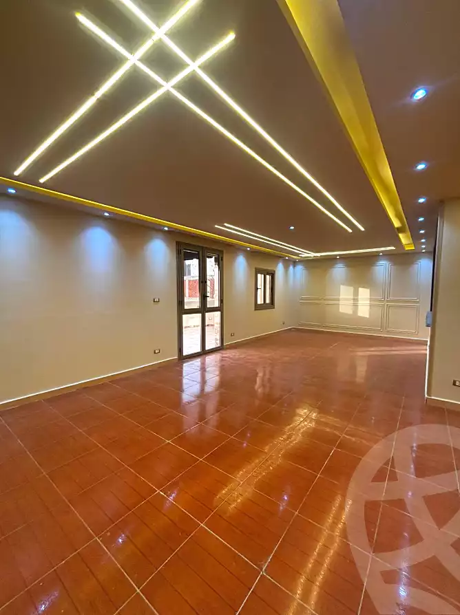 https://aqarmap.com.eg/ar/listing/6906436-for-sale-alexandria-al-agamy-lbytsh-mohamed-el-fardi-st