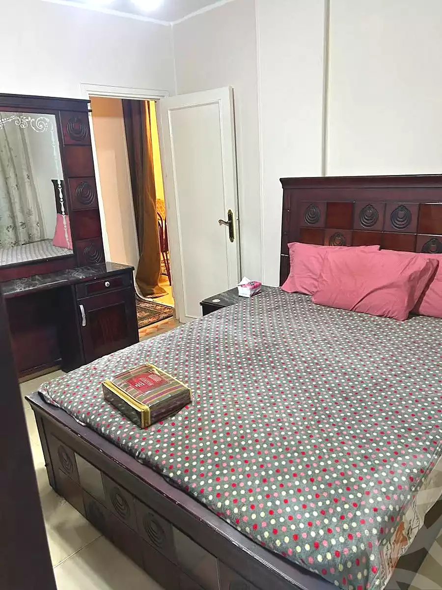https://aqarmap.com.eg/en/listing/6906597-for-rent-cairo-15th-of-may-Neighbourhood 10