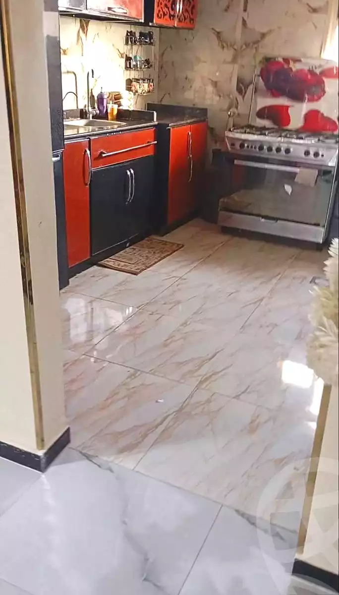 https://aqarmap.com.eg/ar/listing/6906701-for-sale-cairo-helwan-ahmed-enci-st