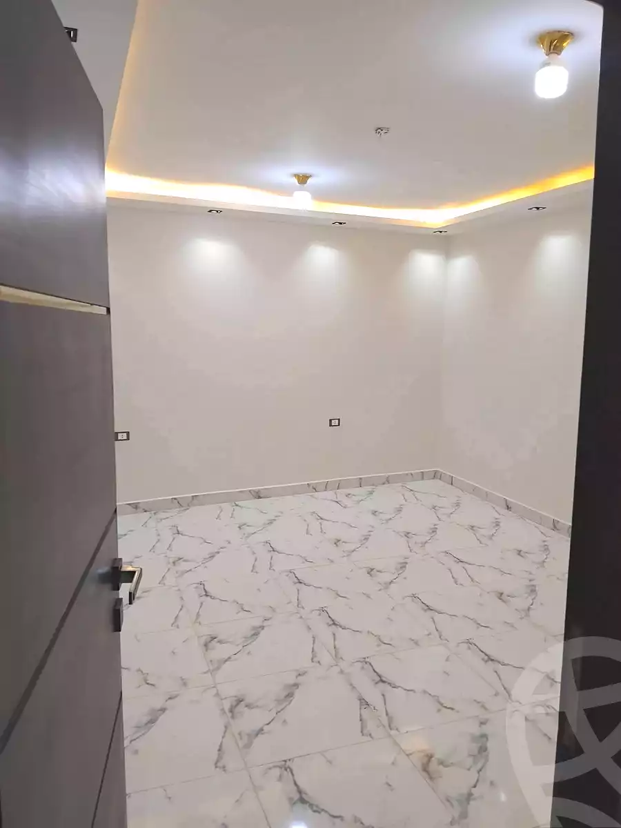 https://aqarmap.com.eg/ar/listing/6907371-for-sale-cairo-helwan-hadayek-helwan-el-eshrein-st