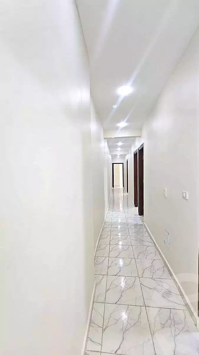 https://aqarmap.com.eg/ar/listing/6907491-for-sale-alexandria-sydy-bshr-sydy-bshr-bhry-shr-mhmwd-l-yswy
