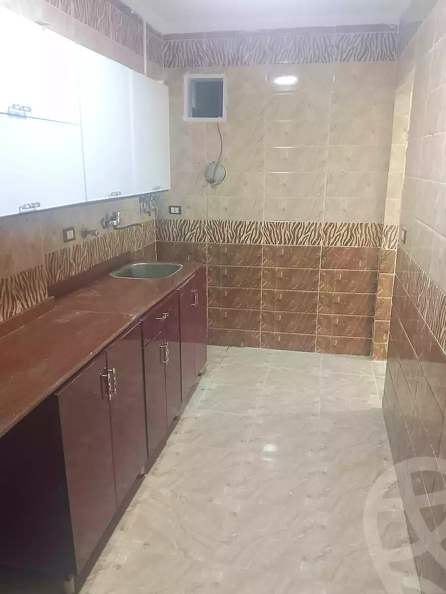 https://aqarmap.com.eg/ar/listing/6907596-for-sale-alexandria-el-asafra-salman-el-farsi-st