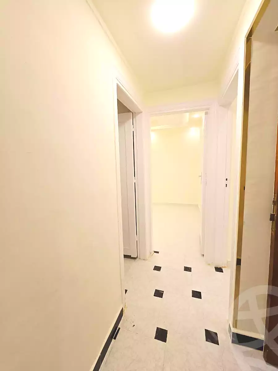 https://aqarmap.com.eg/ar/listing/6907823-for-sale-alexandria-al-agamy-shataa-el-nakheel