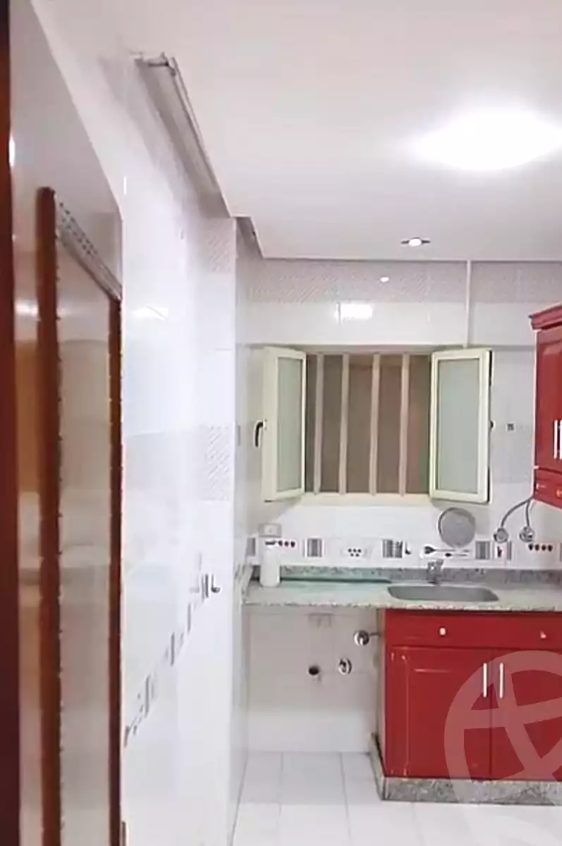 https://aqarmap.com.eg/ar/listing/6907935-for-sale-alexandria-sydy-bshr-sydy-bshr-bhry