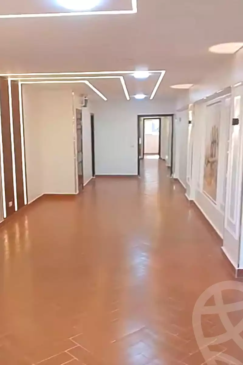 https://aqarmap.com.eg/ar/listing/6907935-for-sale-alexandria-sydy-bshr-sydy-bshr-bhry