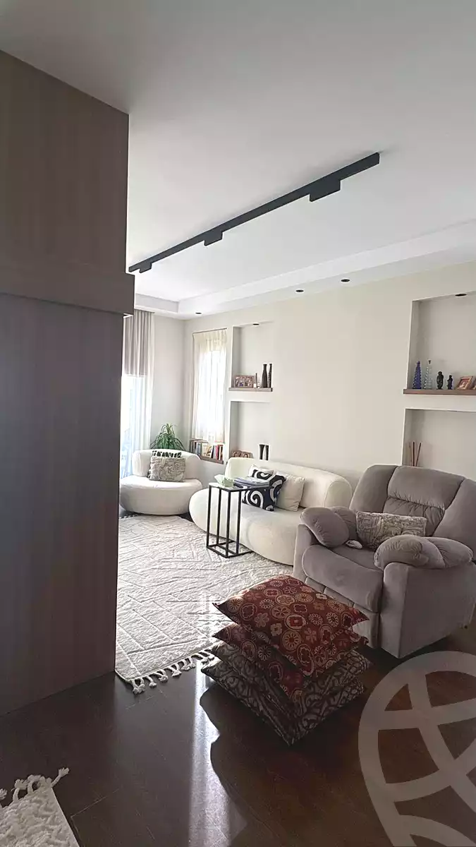 https://aqarmap.com.eg/en/listing/6907992-for-sale-cairo-new-cairo-ganob-el-akadamiya-south-academy-g-sedki-suliman-st