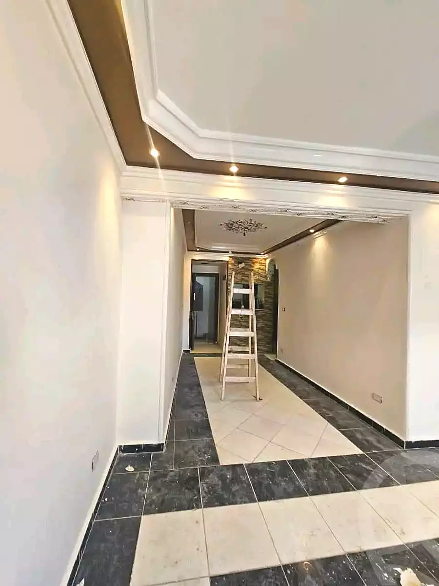https://aqarmap.com.eg/ar/listing/6908544-for-sale-alexandria-al-agamy-el-hanouvel-abo-el-shawareb-st
