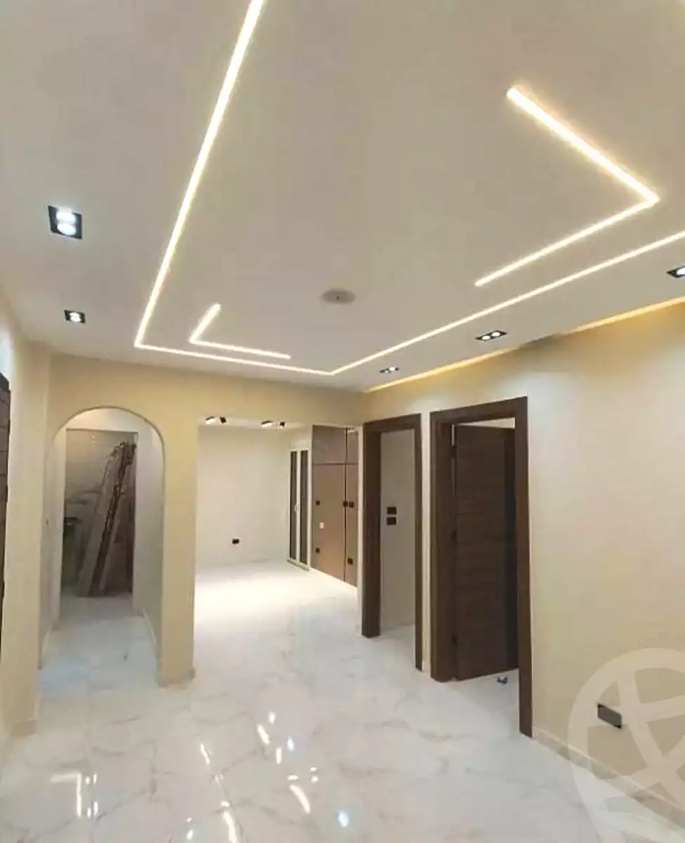 https://aqarmap.com.eg/en/listing/6908864-for-sale-alexandria-camp-cesar
