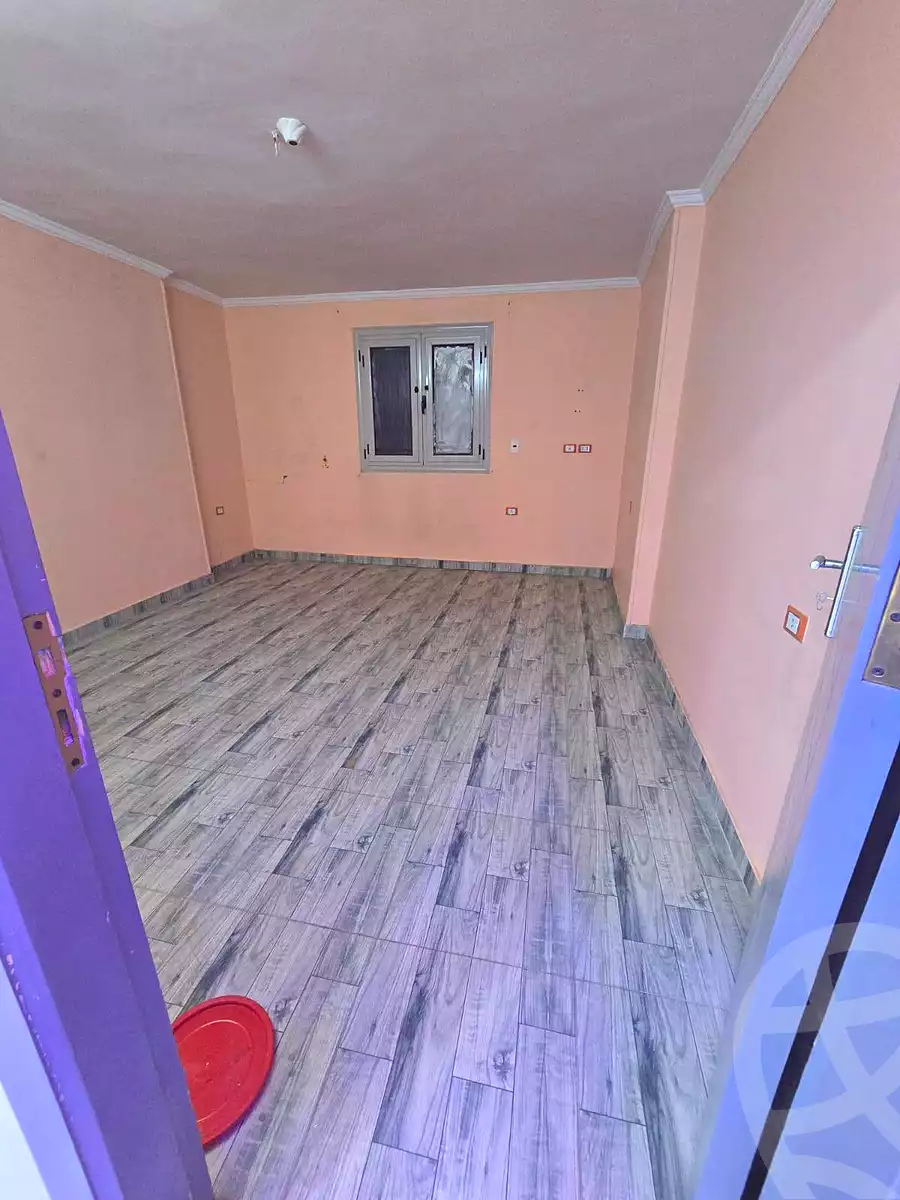 https://aqarmap.com.eg/ar/listing/6908892-for-sale-cairo-helwan-sherif-st