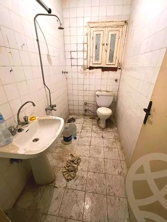 https://aqarmap.com.eg/ar/listing/6908912-for-sale-alexandria-al-agamy-lbytsh-al-andalous-wa-al-hgaz-st