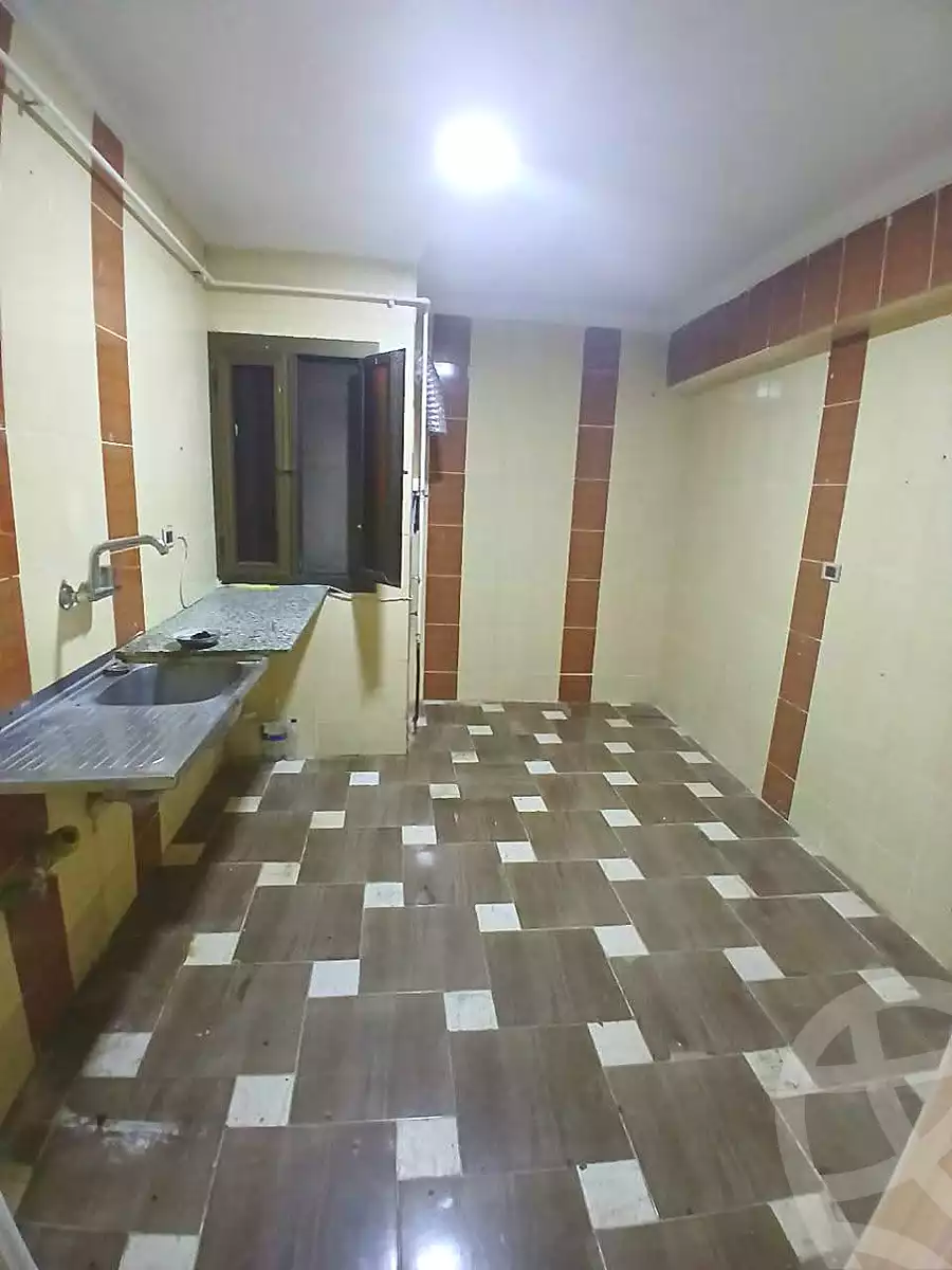 https://aqarmap.com.eg/en/listing/6909712-for-sale-alexandria-el-mandara-alex-el-mandara-bahri-sidi-kamal-st
