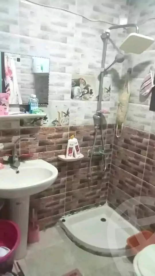 https://aqarmap.com.eg/ar/listing/6909803-for-sale-alexandria-al-agamy-el-hanouvel-el-warsha-st