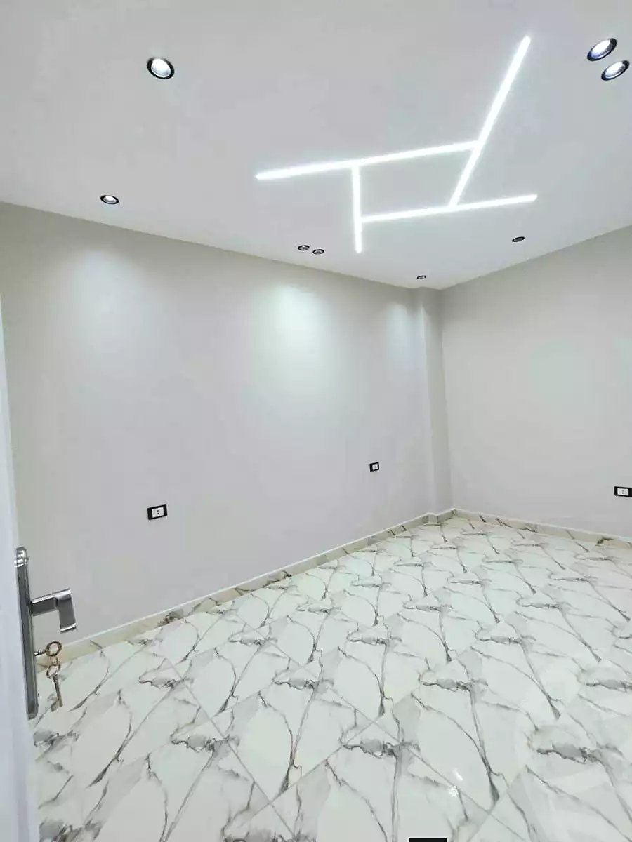 https://aqarmap.com.eg/ar/listing/6910515-for-sale-alexandria-al-agamy-lbytsh-shahr-al-assal-st