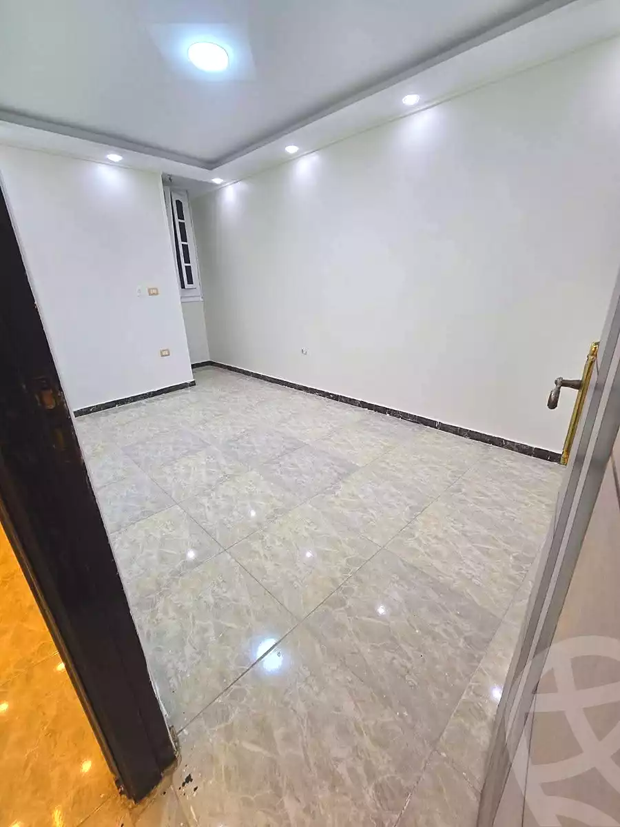 https://aqarmap.com.eg/en/listing/6910580-for-sale-alexandria-al-agamy-lbytsh-bianchiii