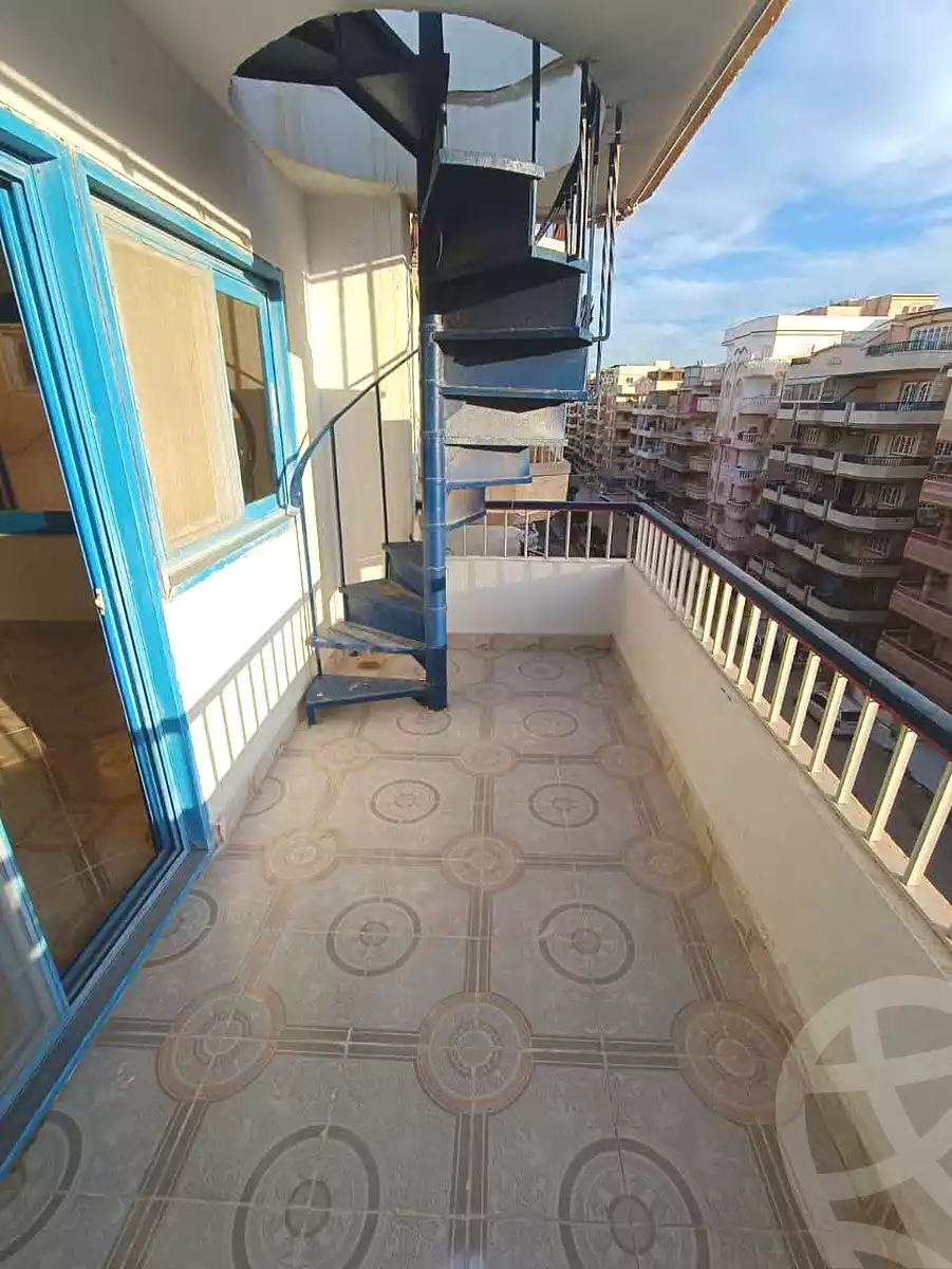 https://aqarmap.com.eg/ar/listing/6910619-for-sale-alexandria-al-agamy-shataa-el-nakheel-street-63