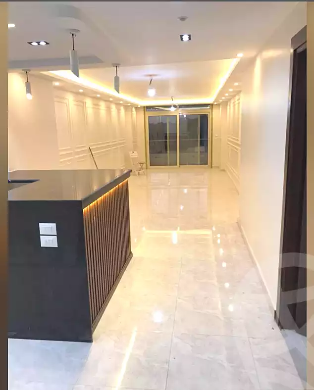 https://aqarmap.com.eg/ar/listing/6910797-for-rent-alexandria-el-montazah-compounds-in-el-montazah-royal-plaza-compound-al-halawany