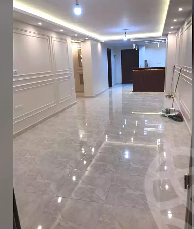 https://aqarmap.com.eg/ar/listing/6910797-for-rent-alexandria-el-montazah-compounds-in-el-montazah-royal-plaza-compound-al-halawany