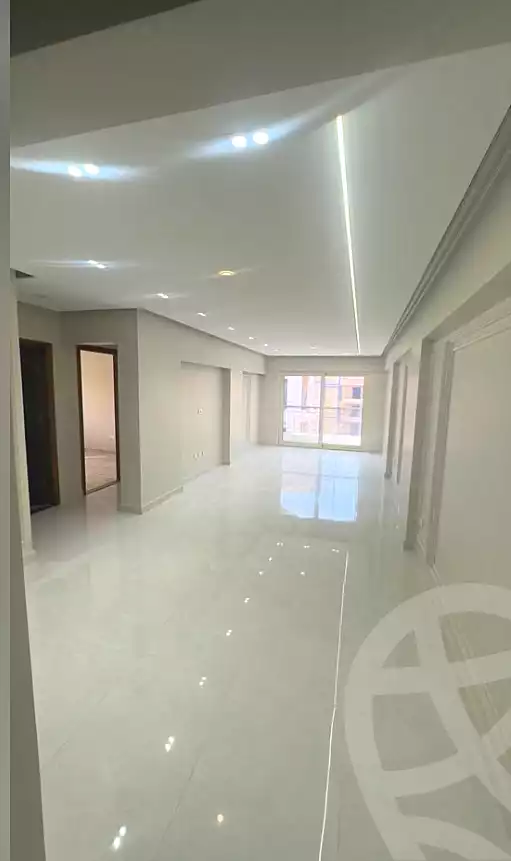 https://aqarmap.com.eg/ar/listing/6911100-for-rent-alexandria-lsywf-gamila-city-compound