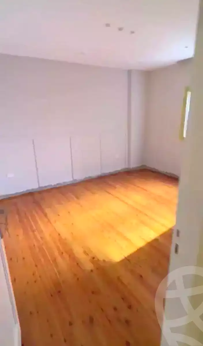https://aqarmap.com.eg/en/listing/6911276-for-sale-alexandria-sydy-bshr-sydy-bshr-bhry-shr-mhmwd-l-yswy