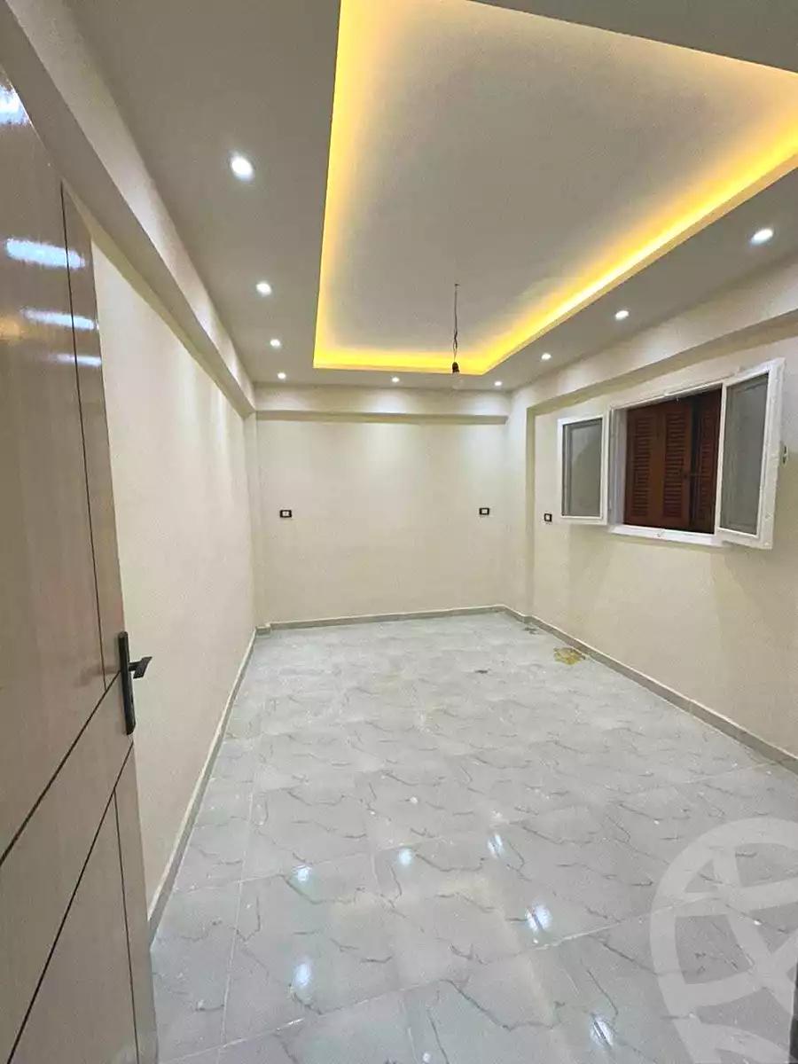 https://aqarmap.com.eg/ar/listing/6911304-for-sale-alexandria-al-agamy-lbytsh-qased-kareem-st