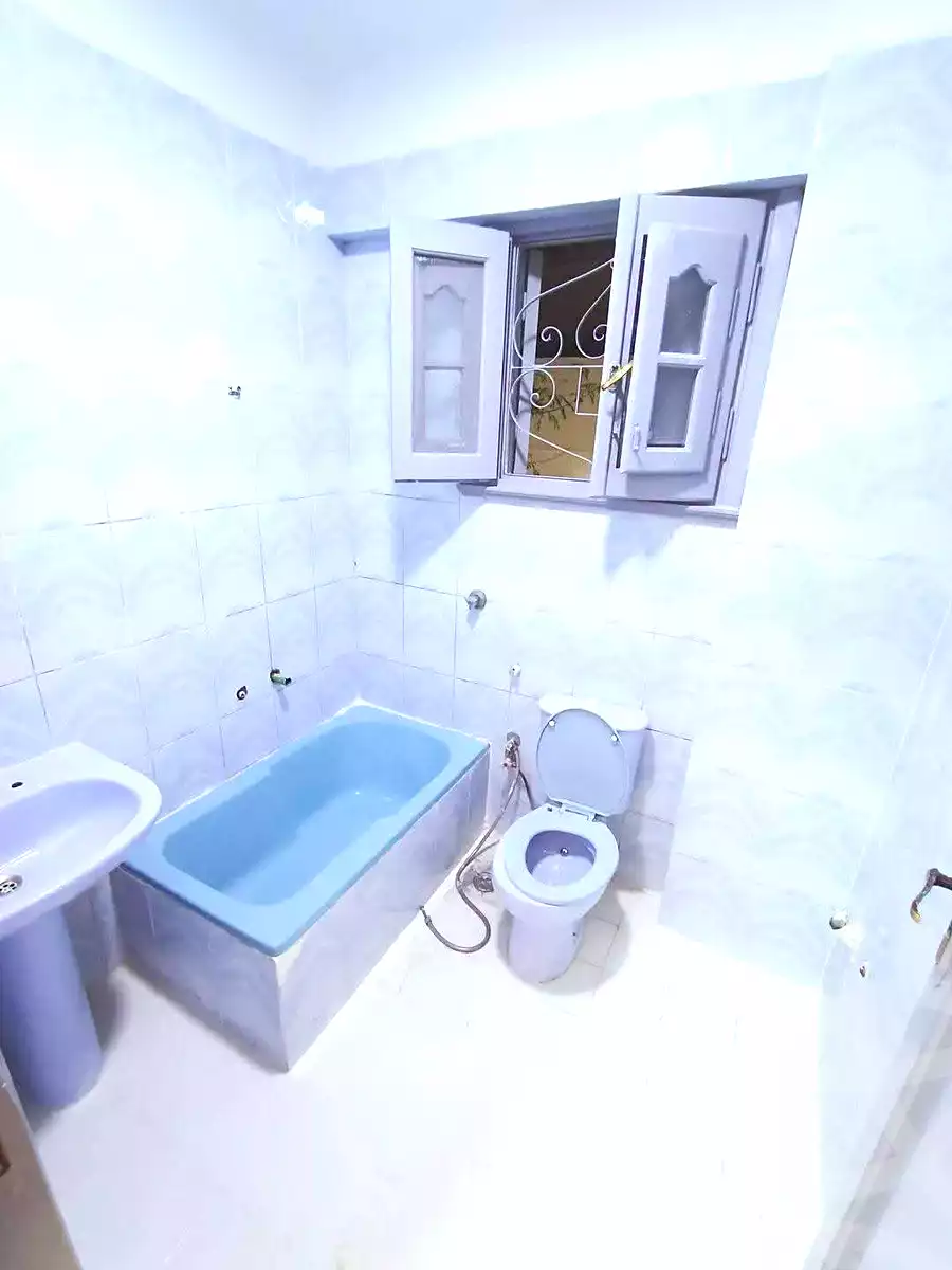 https://aqarmap.com.eg/en/listing/6911421-for-sale-alexandria-al-agamy-shataa-el-nakheel